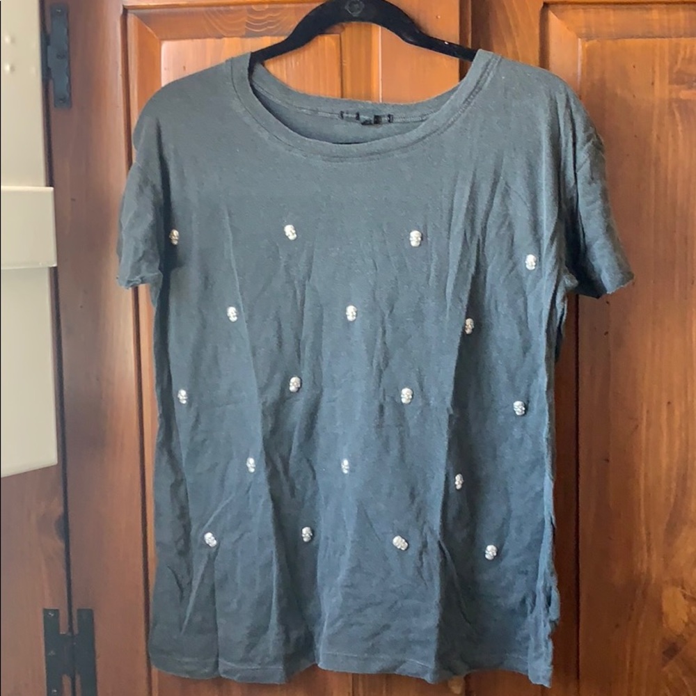 Urban outfitters Truly Madly Deeply skull shirt.
